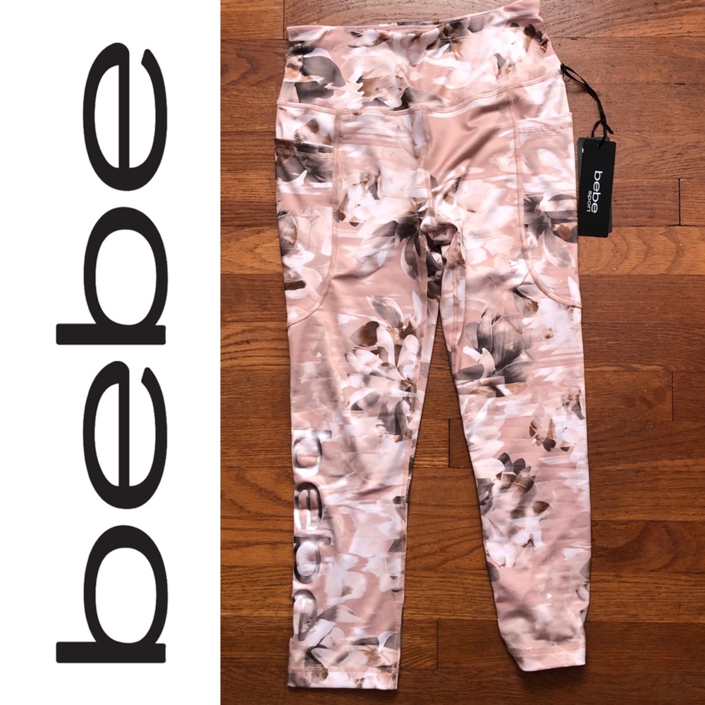 BEBE floral Capri leggings with pockets! NWT